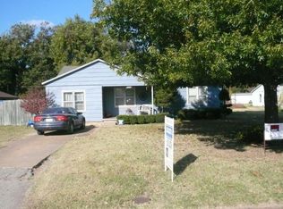 219 E Nebraska St, Walters, OK 73572