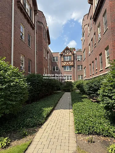 1454 Oak Ave Photo 1