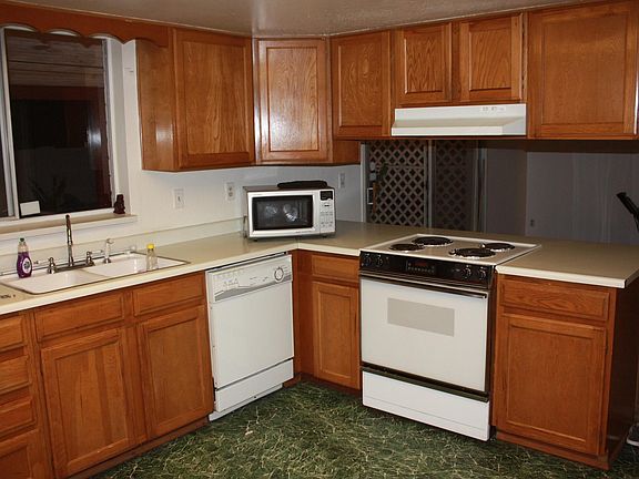 2nd image of 610 E Calle Bolo Ln