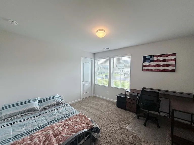 127 Arlington Dr — Photo 13