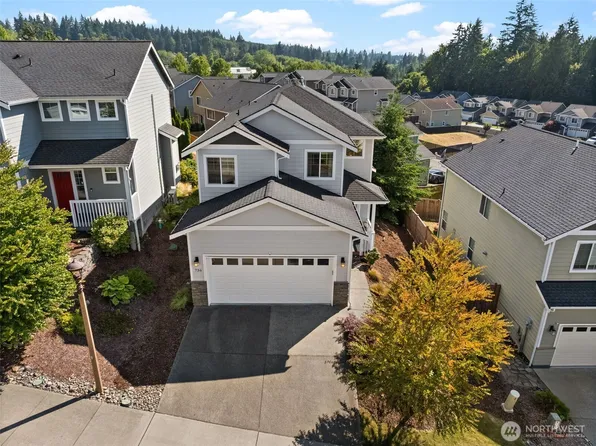 736 Freedom Court SE, Port Orchard, WA 98366