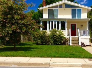 7405 Flower Ave, Takoma Park, MD 20912