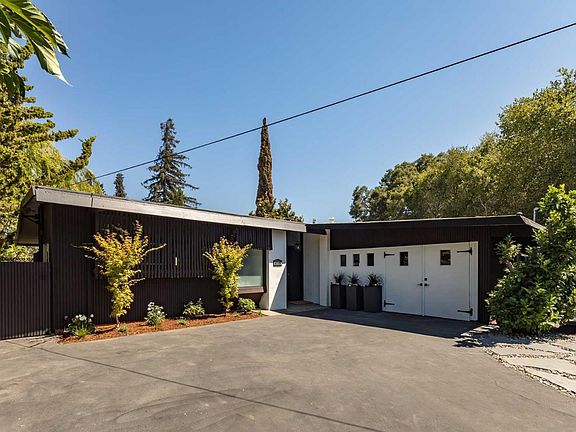 2nd image of 4146 Amaranta Ct