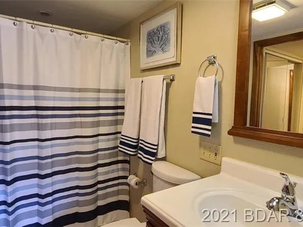 1076 Rachel Rd #28, Osage Beach, MO 65065