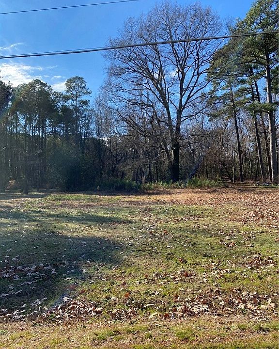 1st image of 256 Shady Ln