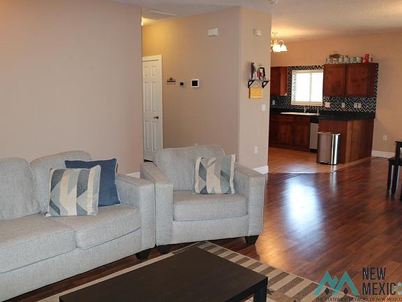 5th image of 1804 W University Dr