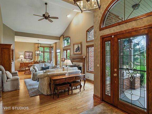 2nd image of 21403 Settlers Pond Dr