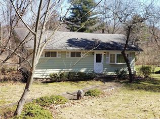 110 Dykeman Rd, Carmel, NY 10512