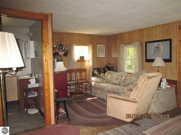 5th image of 1090 N Lorenz Rd