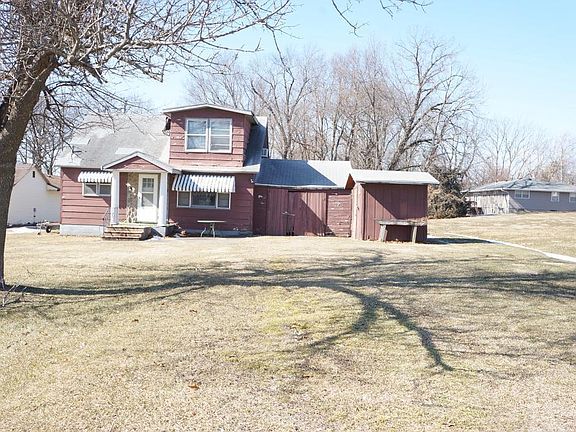 4th image of 1810 Lucas Ave