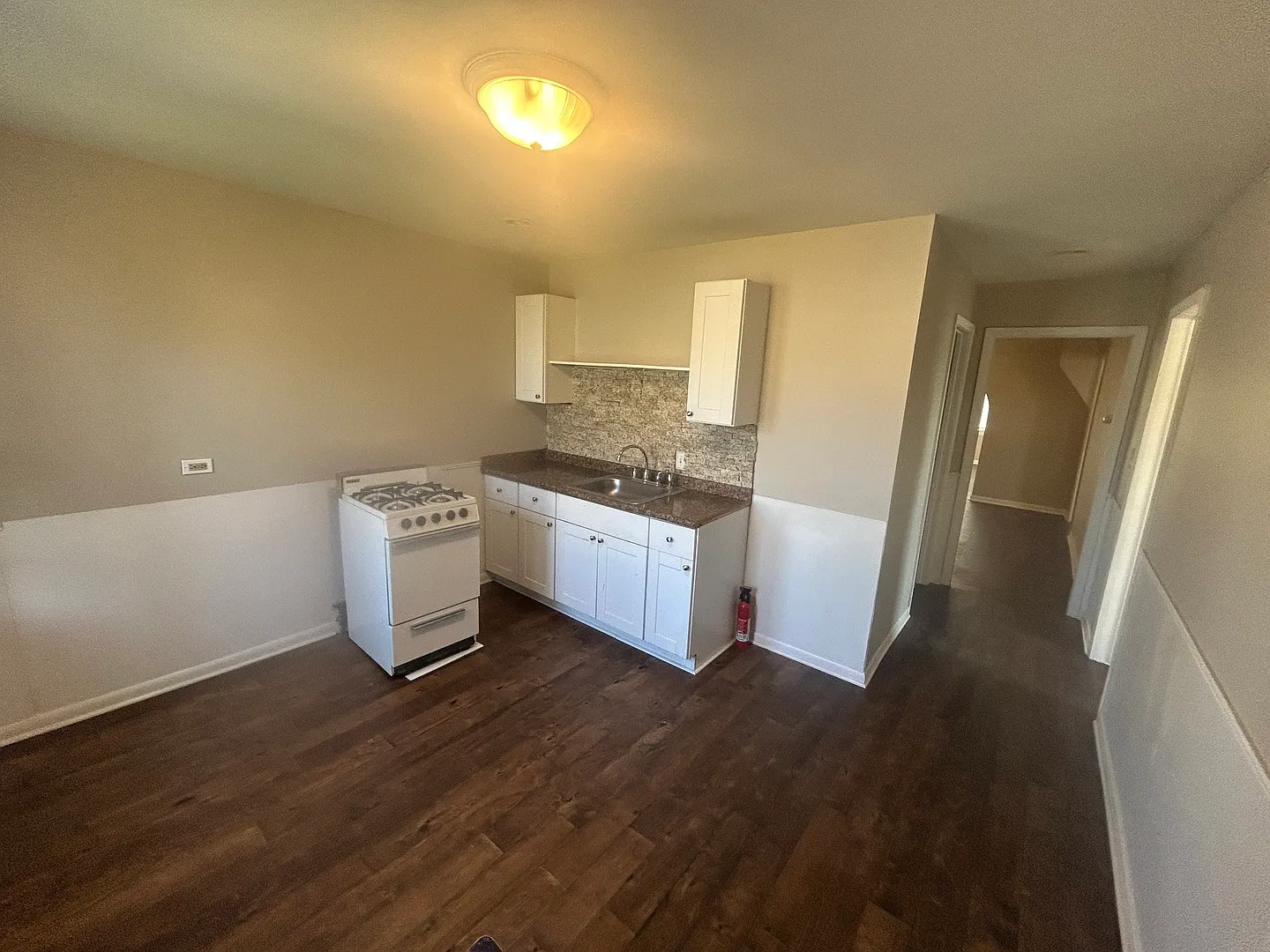2 bed, 1000 sqft, $1,500 — Photo 4