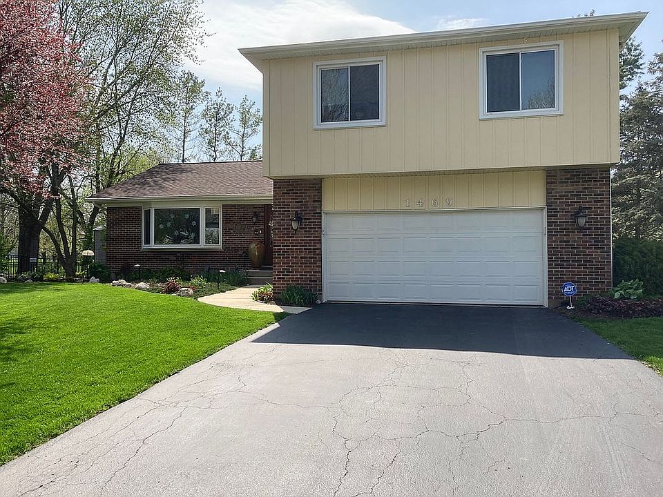 2nd image of 1469 Applegate Dr