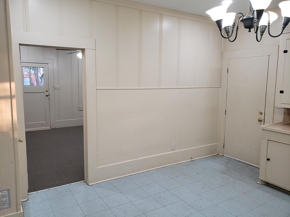 1st image of 1818 4th St