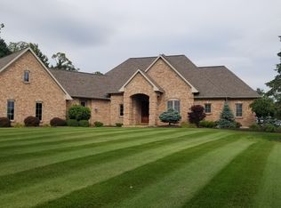 10658 Kenowa Ave SW, Byron Center, MI 49315