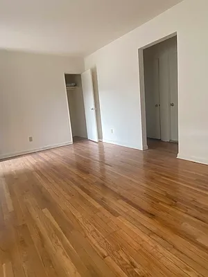 Rented by Queens Apartments Realty LLC | media 5