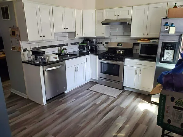 1602 W Diamond St, Philadelphia, PA 19121