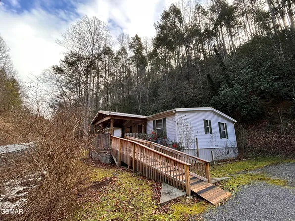 306 Cartertown Rd, Gatlinburg, TN 37738