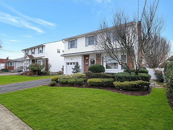 2nd image of 1 Baldwin Pl