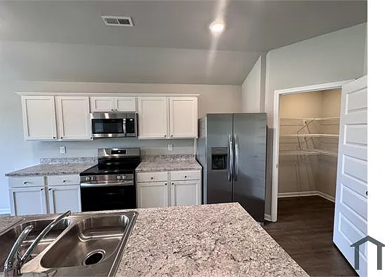 116 Harold Murphy Dr — Photo 17