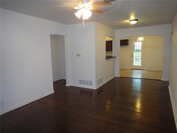 3rd image of 1516 Mary K Ln