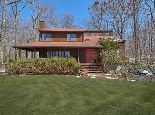 21 Amalfi Dr, Cortlandt Manor, NY 10567