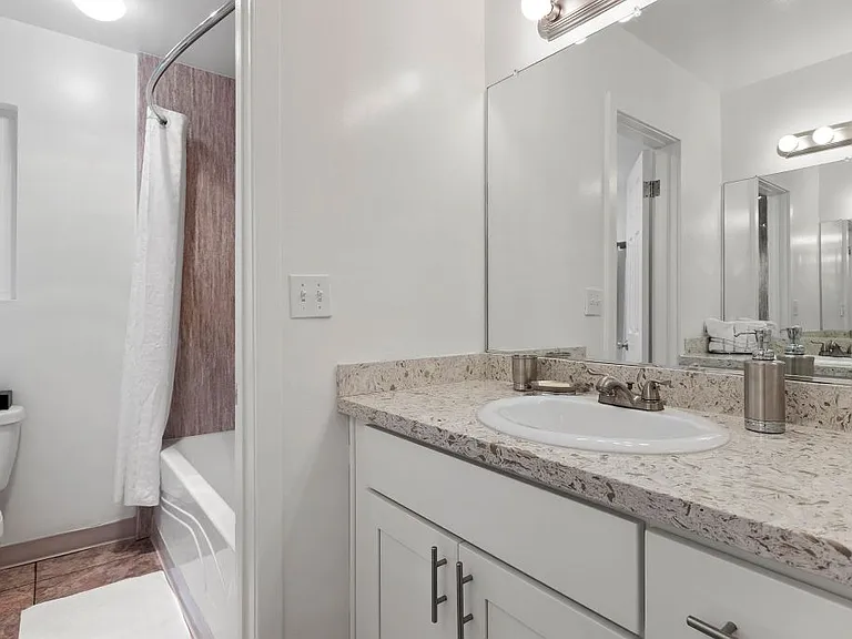 Casa De Marina Apartments — Photo 74
