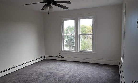 3rd image of 17 Van Dam St