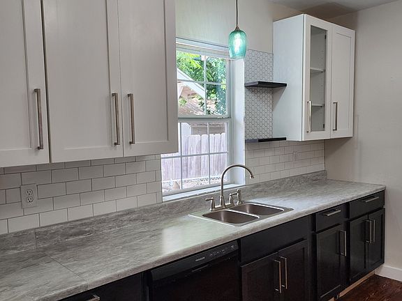 4th image of 603 S Western Ave #1