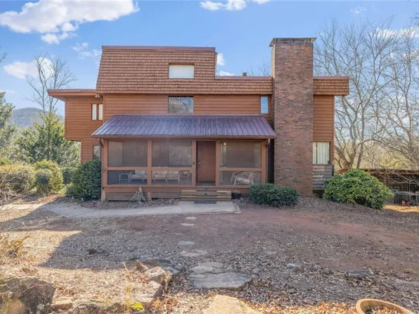 372 Loy Dorsey Rd, Cleveland, GA 30528
