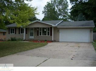 1030 Garfield Ave, Lansing, MI 48917