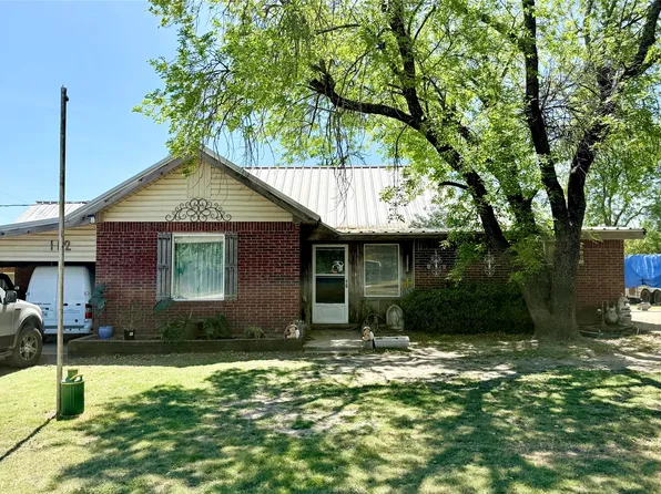 112 E Hoard St, Hamilton, TX 76531