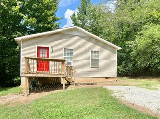 142 W 1st St, Iron City, TN 38463