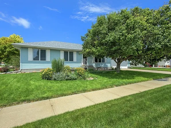 316 5th St, Columbus, NE 68601