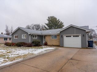 2125 E Luther Rd, Janesville, WI 53545