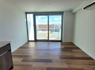 1500 Rycroft St #1409R, Honolulu, HI 96814