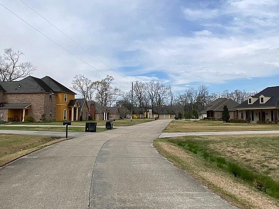 4th image of 36492 Francine Circle Blvd S