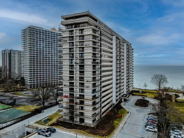 12550 Lake Ave APT 606, Lakewood, OH 44107