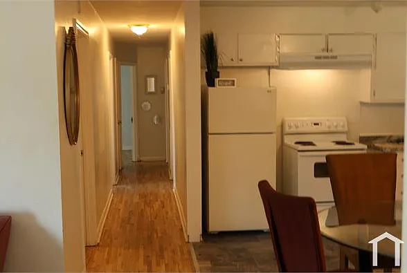 668 Rowan Dr — Photo 11