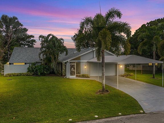 3rd image of 1101 SE Coral Reef Street