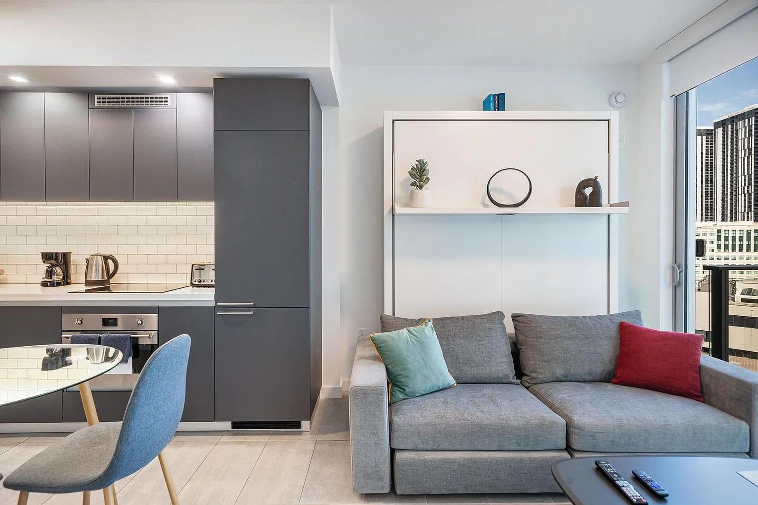 Studio, 1.0 bath, 409 sqft, $3,050 — Photo 1