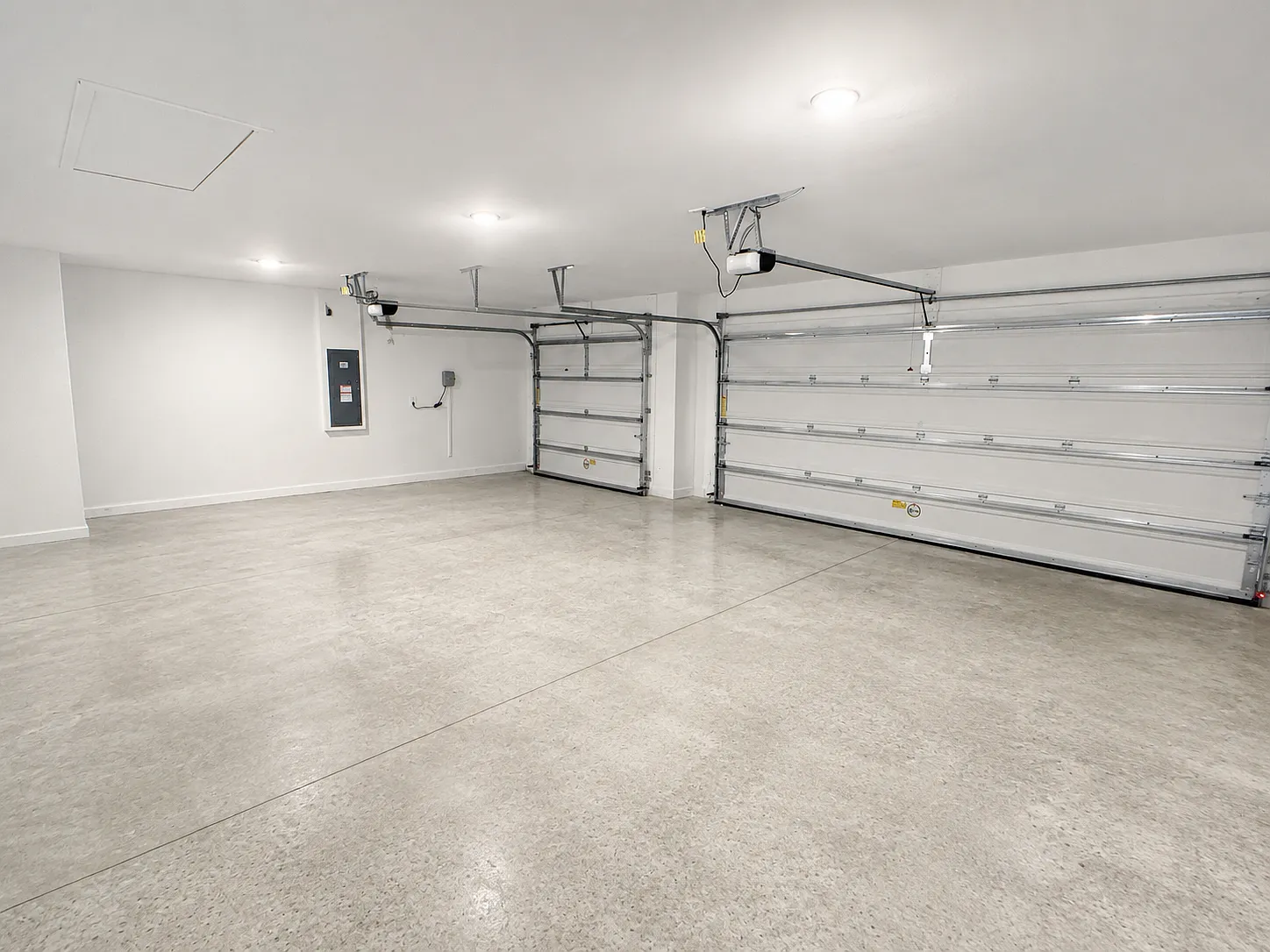 4 bed, 2205 sqft, $2,300 — Photo 4
