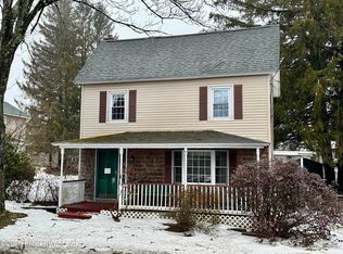 1615 Church St, Tobyhanna, PA 18466