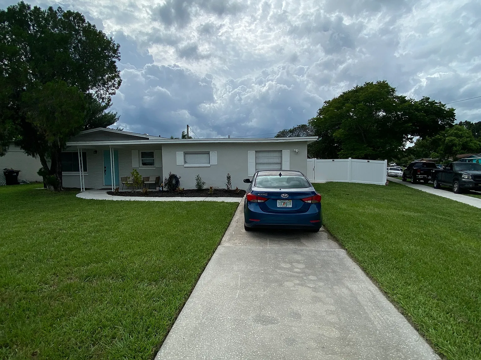3 bed, 1379 sqft, $950 — Photo 1