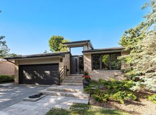 12 Glenview Dr, Aurora, ON L4G 2G8