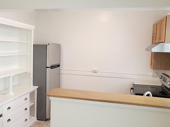 3rd image of 1418 Larkin St #11