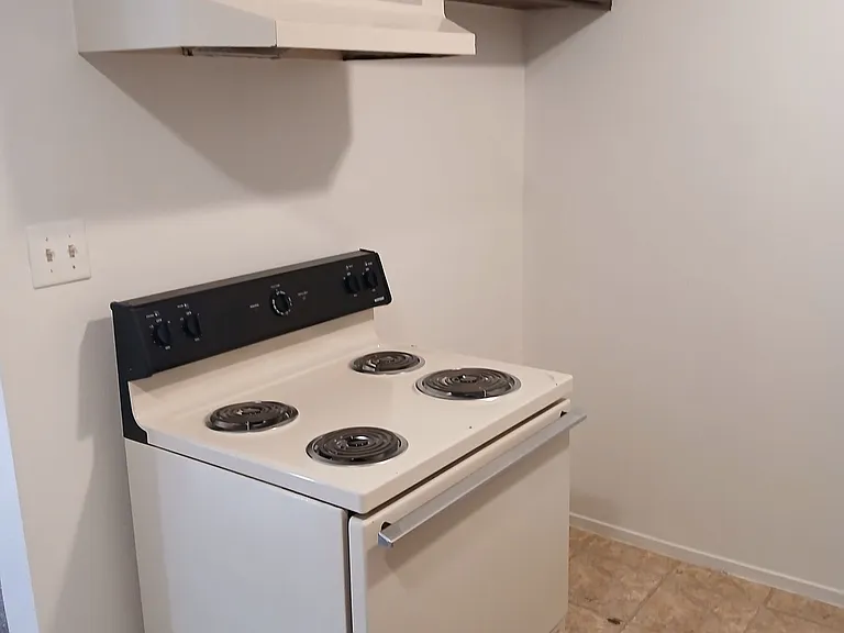 Springwood Court Apts — Photo 31