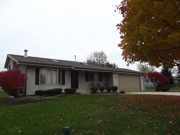 Fall picture with the sugar maple in the front yard as shown in the next picture