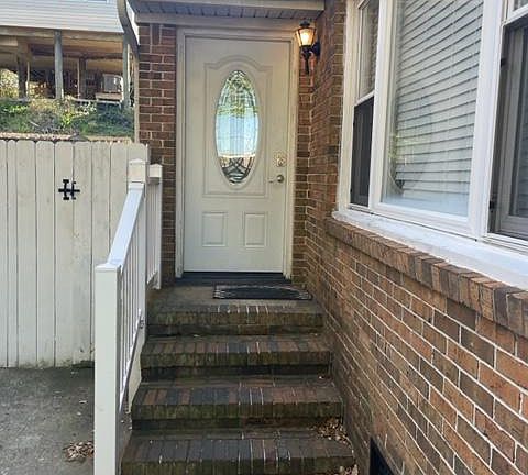 4th image of 235 Portview Ave APT 2