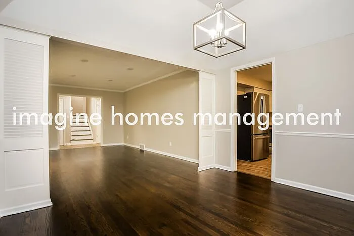 4 bed, 2.5 bath, 2148 sqft, $2,695 — Photo 3