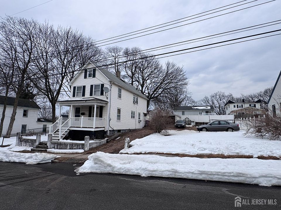 1st image of 441 Wilmont St